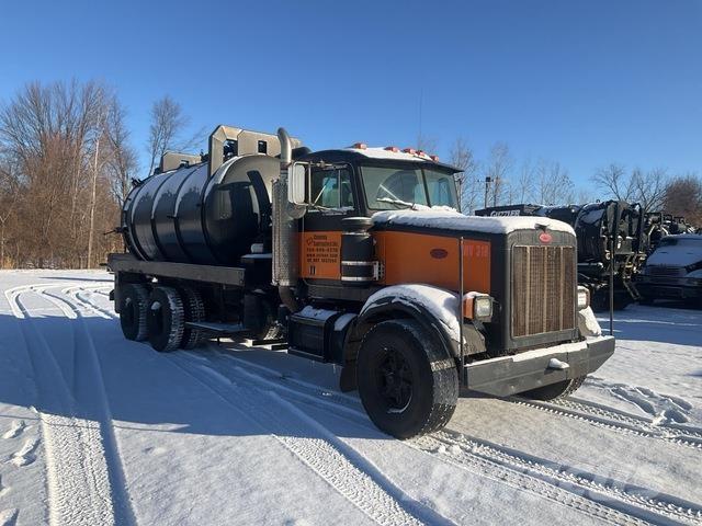 Peterbilt  Combi / vacuum trucks