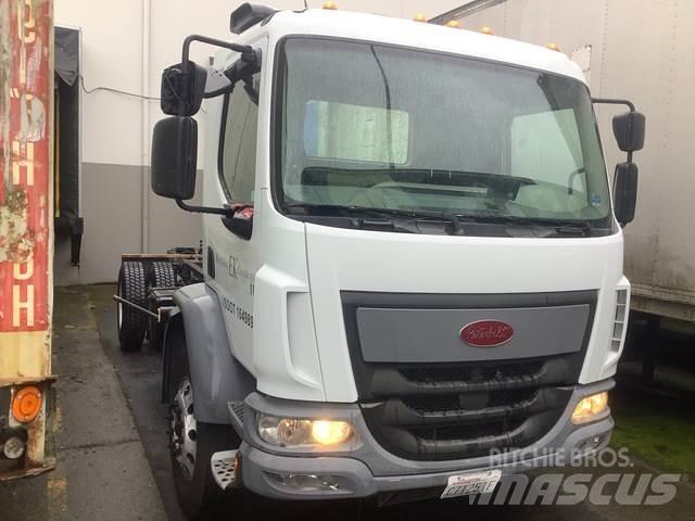Peterbilt 220 Cabins and interior