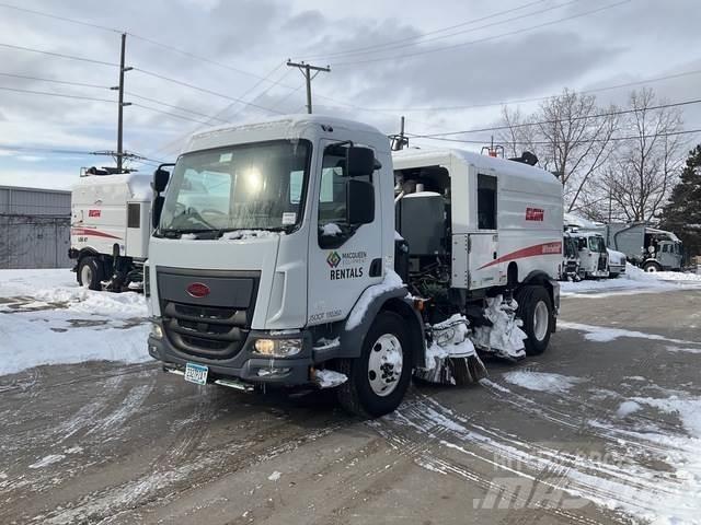 Peterbilt 220 Sweeper trucks