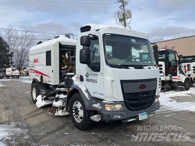 Peterbilt 220 Sweeper trucks