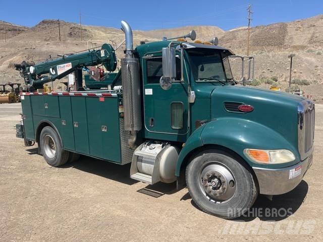 Peterbilt 335 Municipal / general purpose vehicles