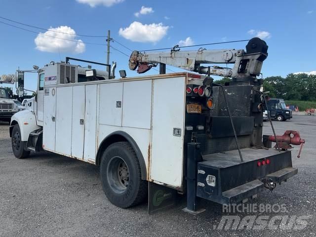 Peterbilt 335 Municipal / general purpose vehicles