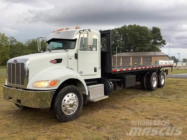 Peterbilt 348 Skip loader trucks