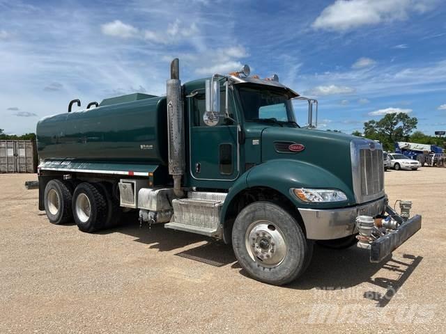 Peterbilt 348 Water tankers