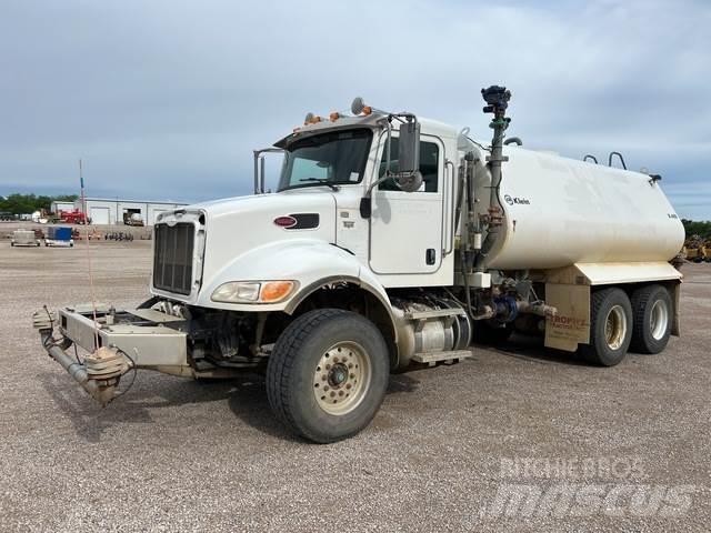 Peterbilt 348 Water tankers