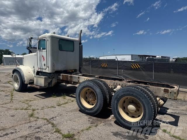 Peterbilt 357 Tractor Units
