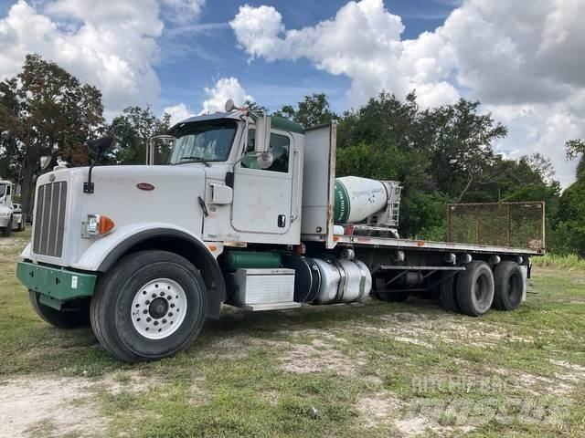 Peterbilt 365 Flatbed / Dropside trucks