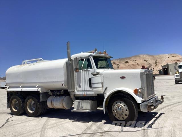 Peterbilt 379 Water tankers