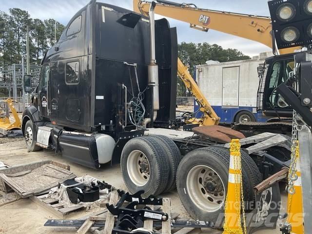 Peterbilt 387 Tractor Units