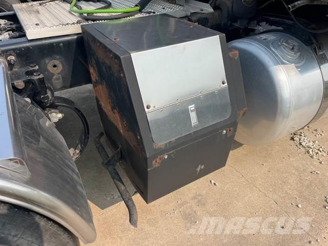 Peterbilt 389 Tractor Units