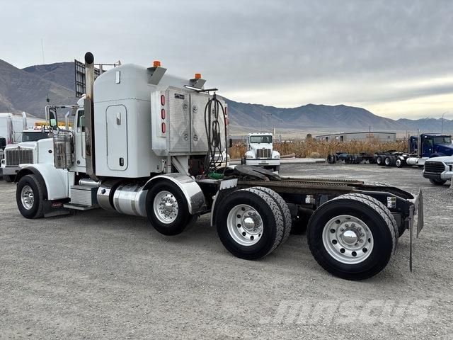 Peterbilt 389 Tractor Units