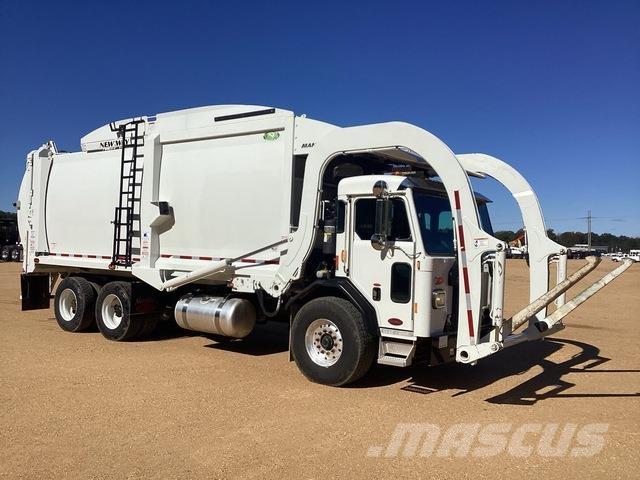 Peterbilt 520 Waste trucks