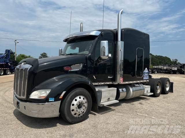 Peterbilt 579 Tractor Units