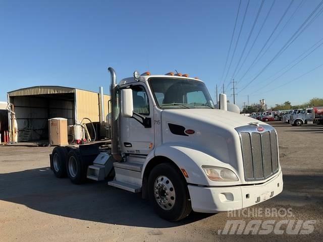 Peterbilt 579 Tractor Units