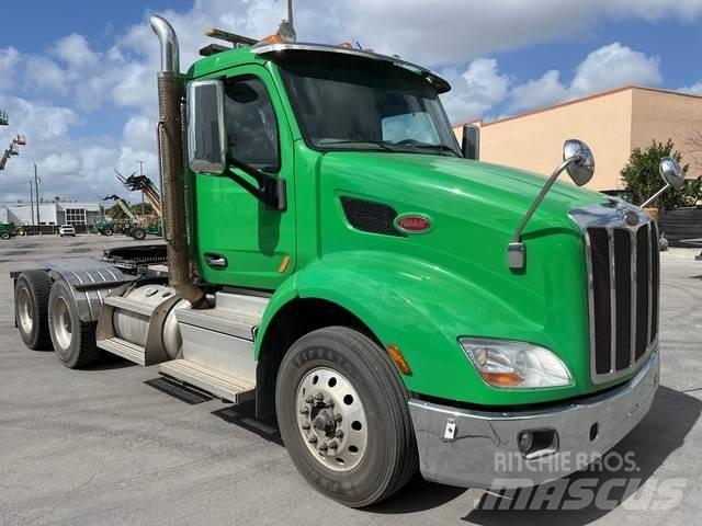 Peterbilt 579 Tractor Units