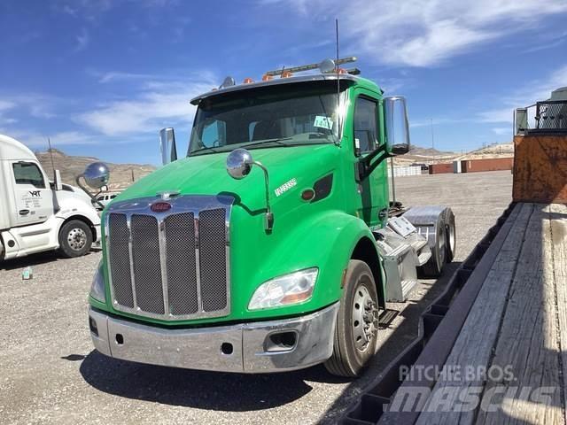 Peterbilt 579 Tractor Units