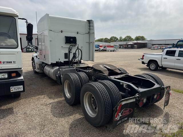 Peterbilt 579 Tractor Units
