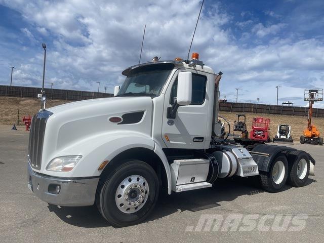 Peterbilt 579 Tractor Units