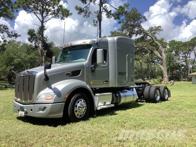 Peterbilt 579 Tractor Units