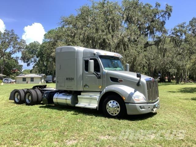 Peterbilt 579 Tractor Units