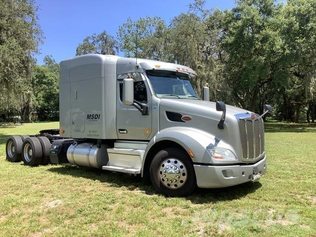 Peterbilt 579 Tractor Units