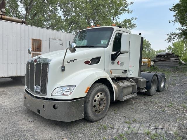 Peterbilt 579 Tractor Units