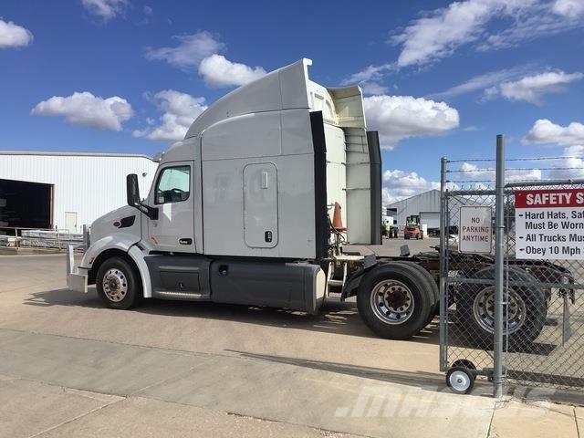 Peterbilt 579 Tractor Units