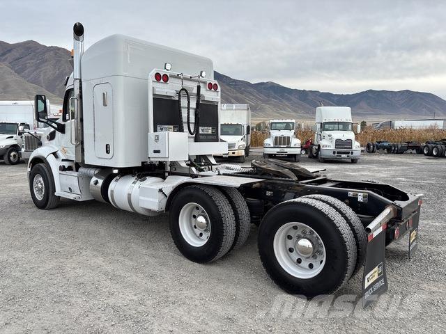 Peterbilt 579 Tractor Units