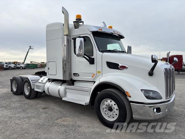 Peterbilt 579 Tractor Units