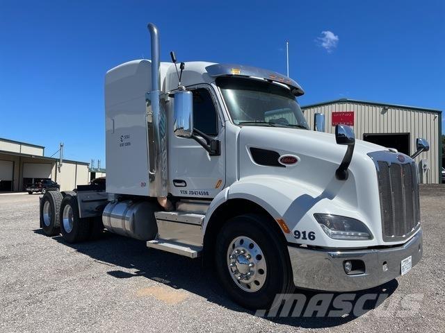 Peterbilt 589 Tractor Units