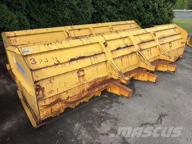  Pro-Tech Snow blades and plows