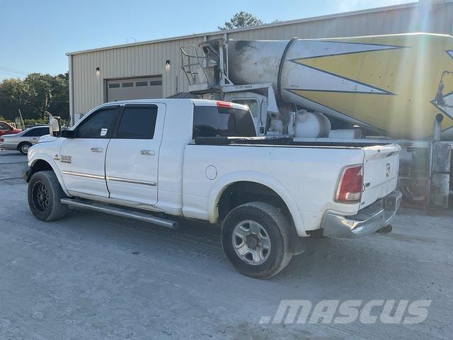 RAM 3500 Pick up/Dropside