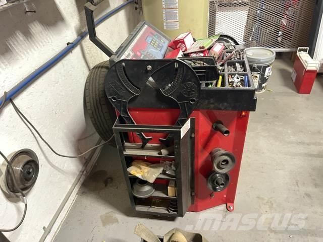 Ranger DST2420 Construction - Others