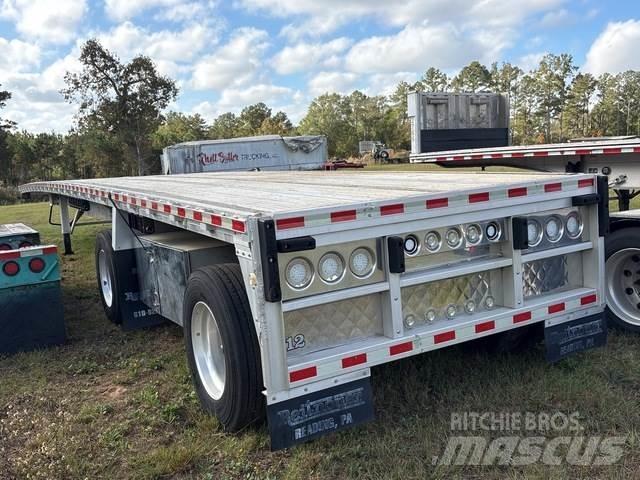 Reitnouer  Flatbed/Dropside trailers