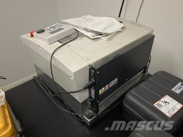Roland EGX-350 Construction - Others