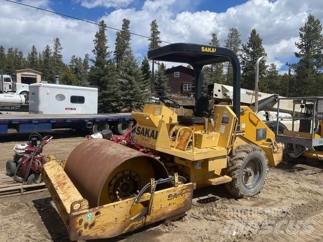 Sakai SV201D Single drum rollers