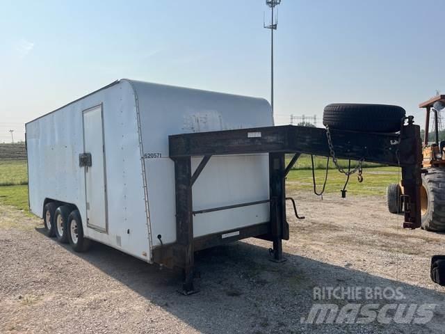  Sanitek Box body trailers