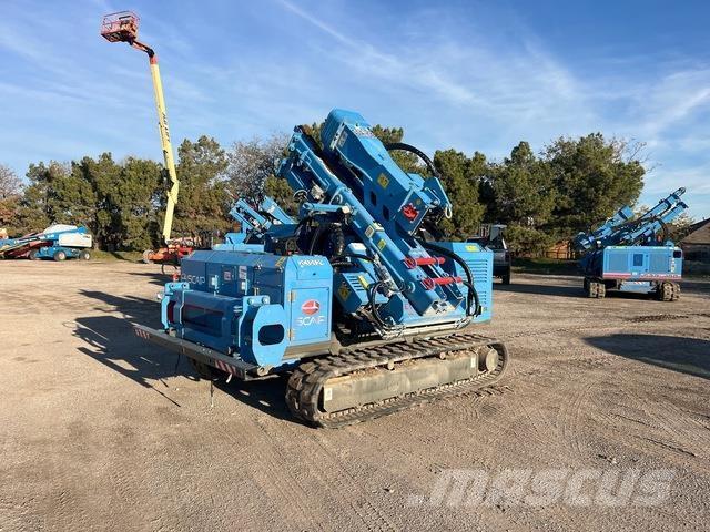  Scaip SDR-108 Vibratory pile drivers