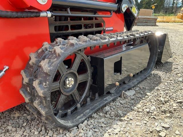  SDLOOL SL380R Skid steer loaders