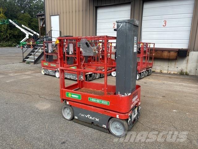 SkyJack SJ12 Vertical mast lifts