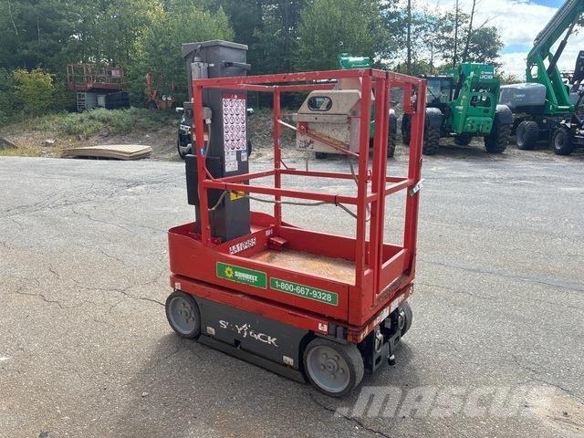 SkyJack SJ12 Vertical mast lifts