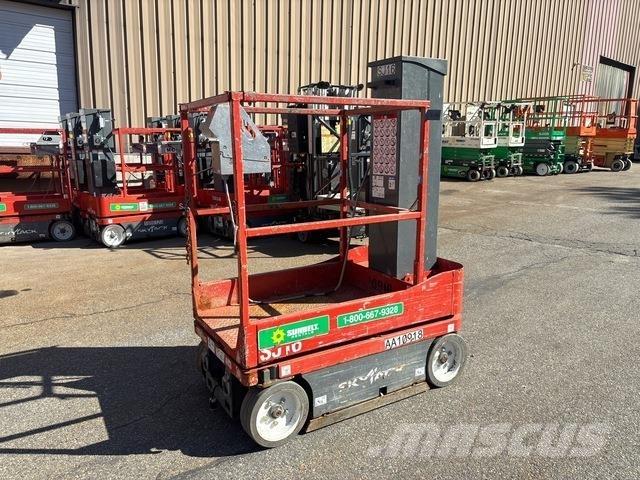 SkyJack SJ16 Vertical mast lifts