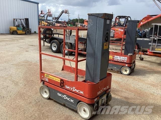 SkyJack SJ16 Vertical mast lifts