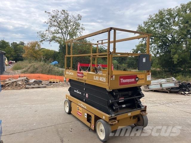 SkyJack SJ4626 Scissor lifts