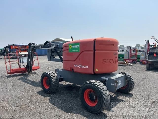 SkyJack SJ46AJ Articulated boom lifts