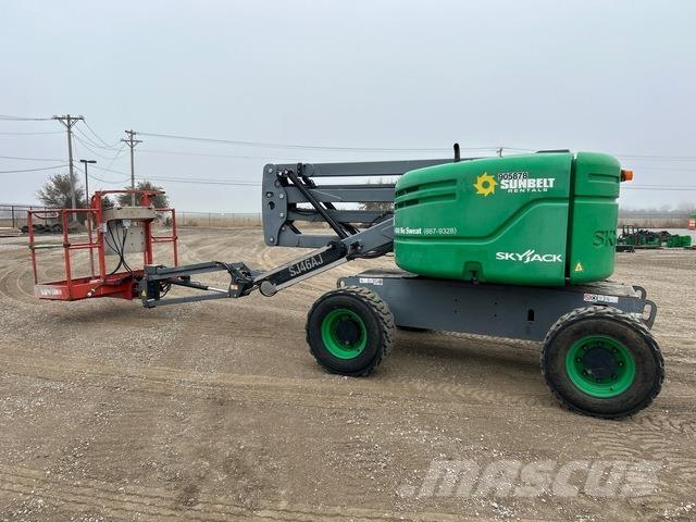 SkyJack SJ46AJ Articulated boom lifts