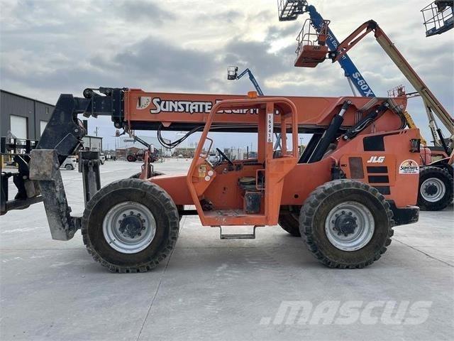 SkyTrak 10054 Telescopic handlers