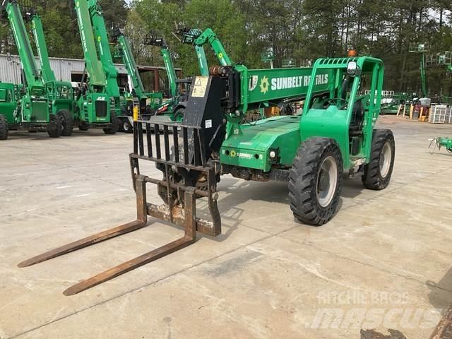 SkyTrak 6042 Telescopic handlers