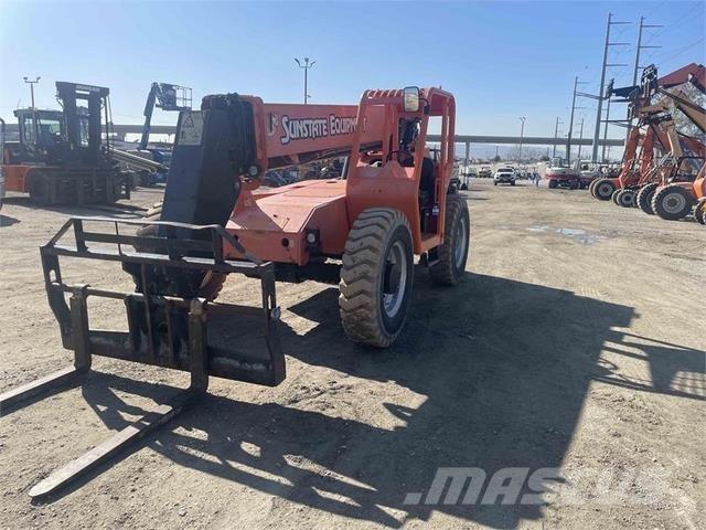 SkyTrak 6042 Telescopic handlers