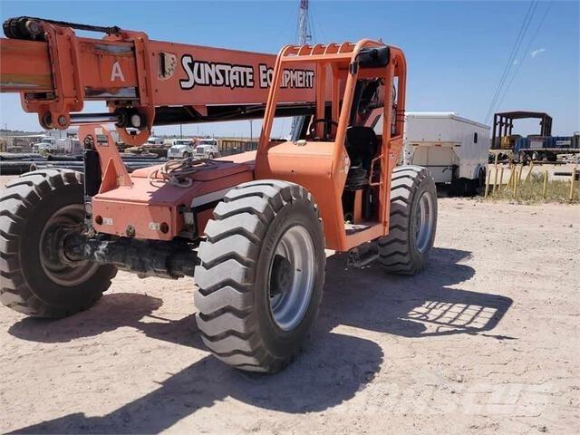 SkyTrak 8042 Telescopic handlers